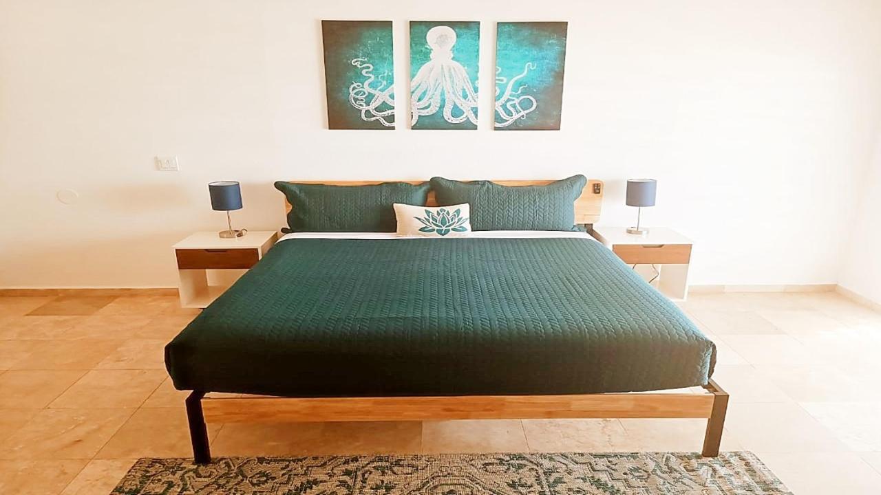 The Suites At Rocky Point 2 Luaran gambar